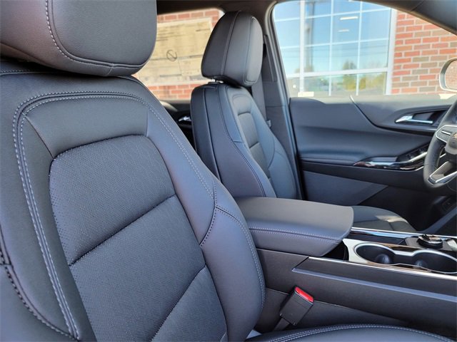 New 2026 Chevrolet Equinox LT w/ Convenience Package II image 16