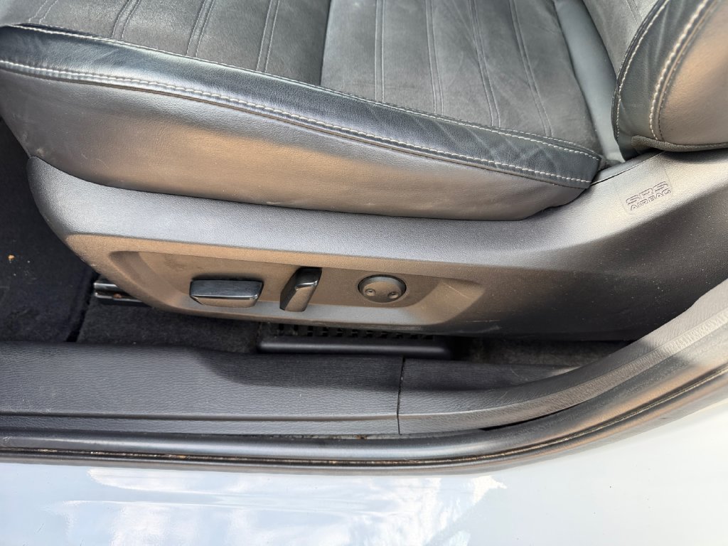 Used 2022 Mitsubishi Outlander SE AWD/4WD image 13