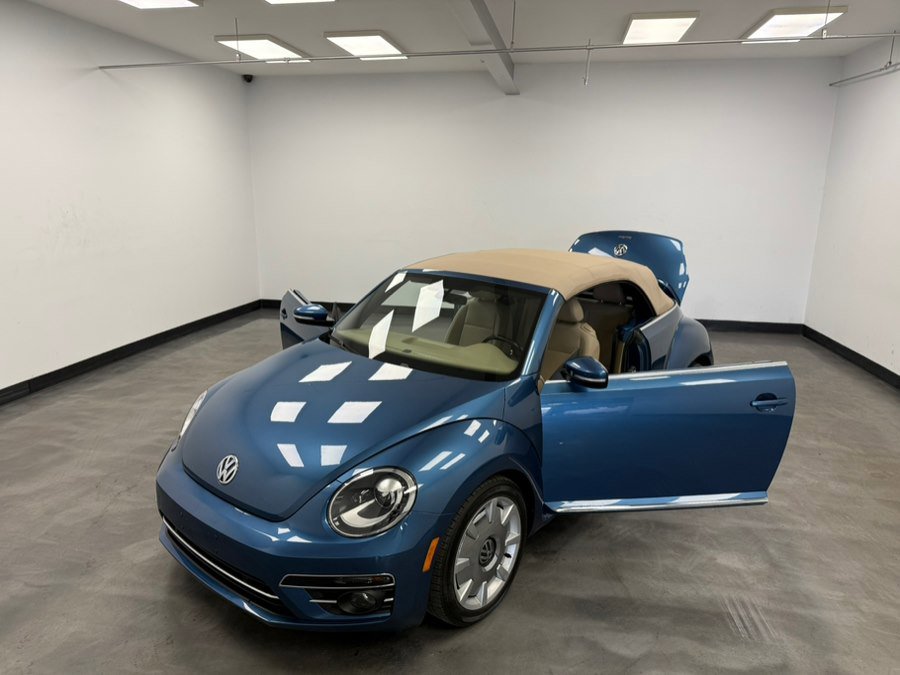 Used 2019 Volkswagen Beetle 2.0T S image 36
