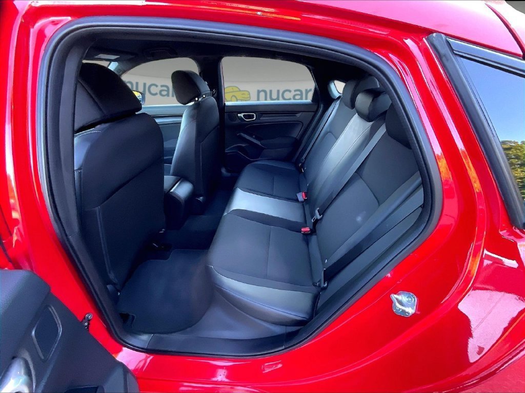 Used 2023 Honda Civic Sport image 15
