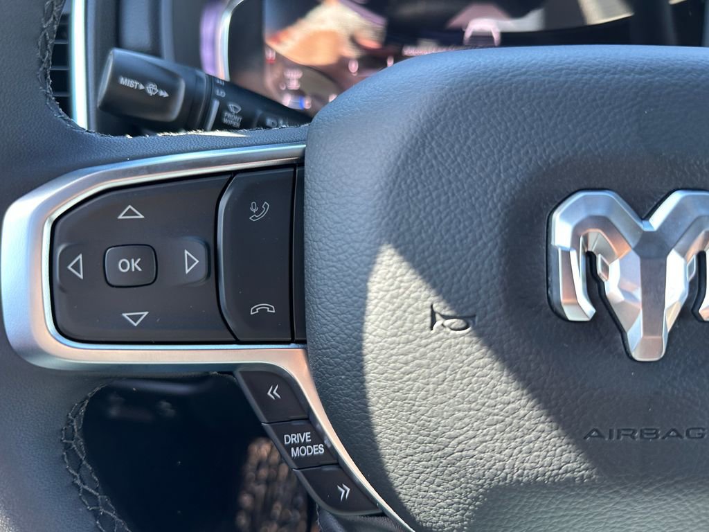 New 2026 RAM 1500 4x4 Crew Cab image 23