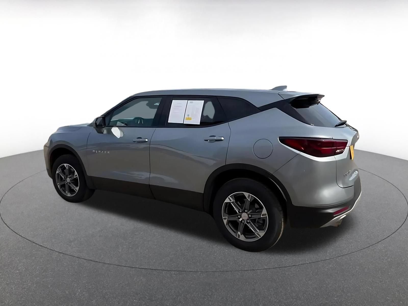 Used 2026 Chevrolet Blazer LT AWD/4WD image 8
