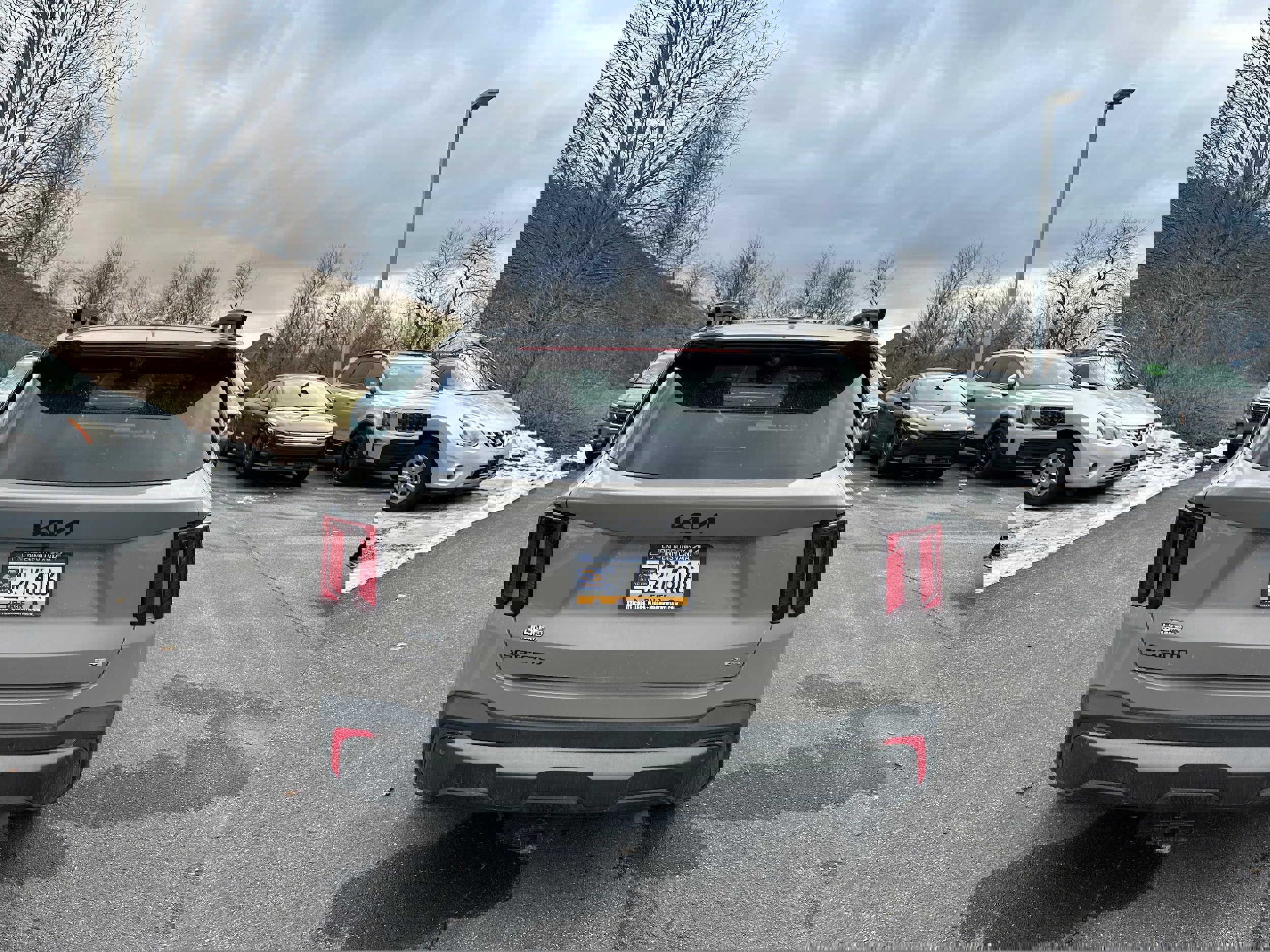 Used 2025 Kia Sorento SX Prestige w/ Olive Brown Leather Package image 6