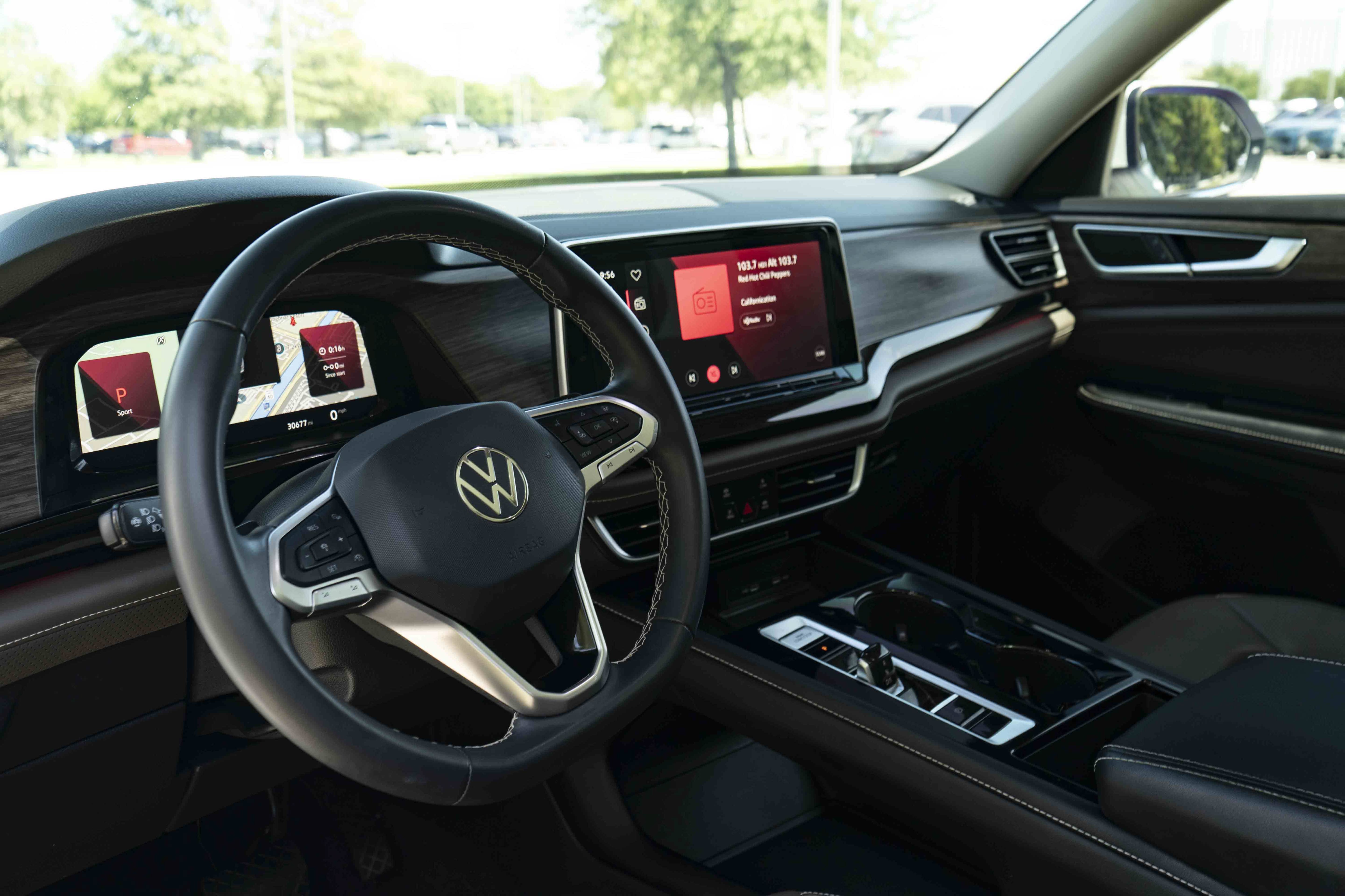 Certified 2024 Volkswagen Atlas SEL AWD/4WD image 15