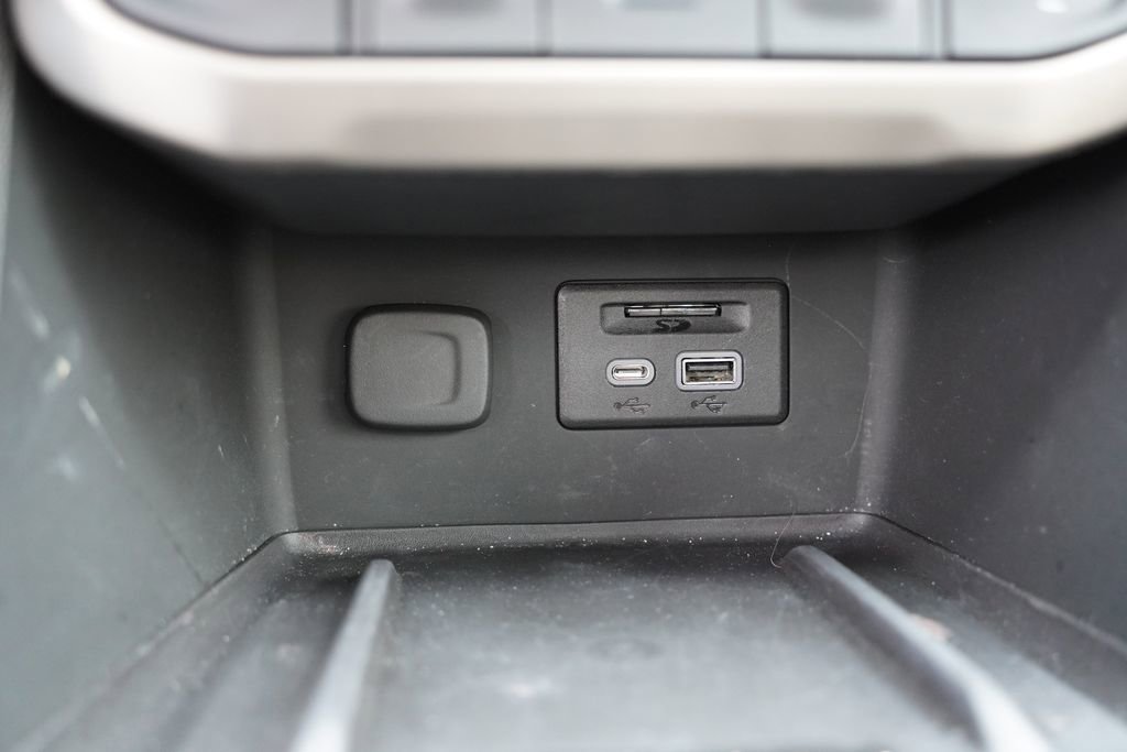 Certified 2023 GMC Acadia Denali w/ Denali Ultimate Package image 32