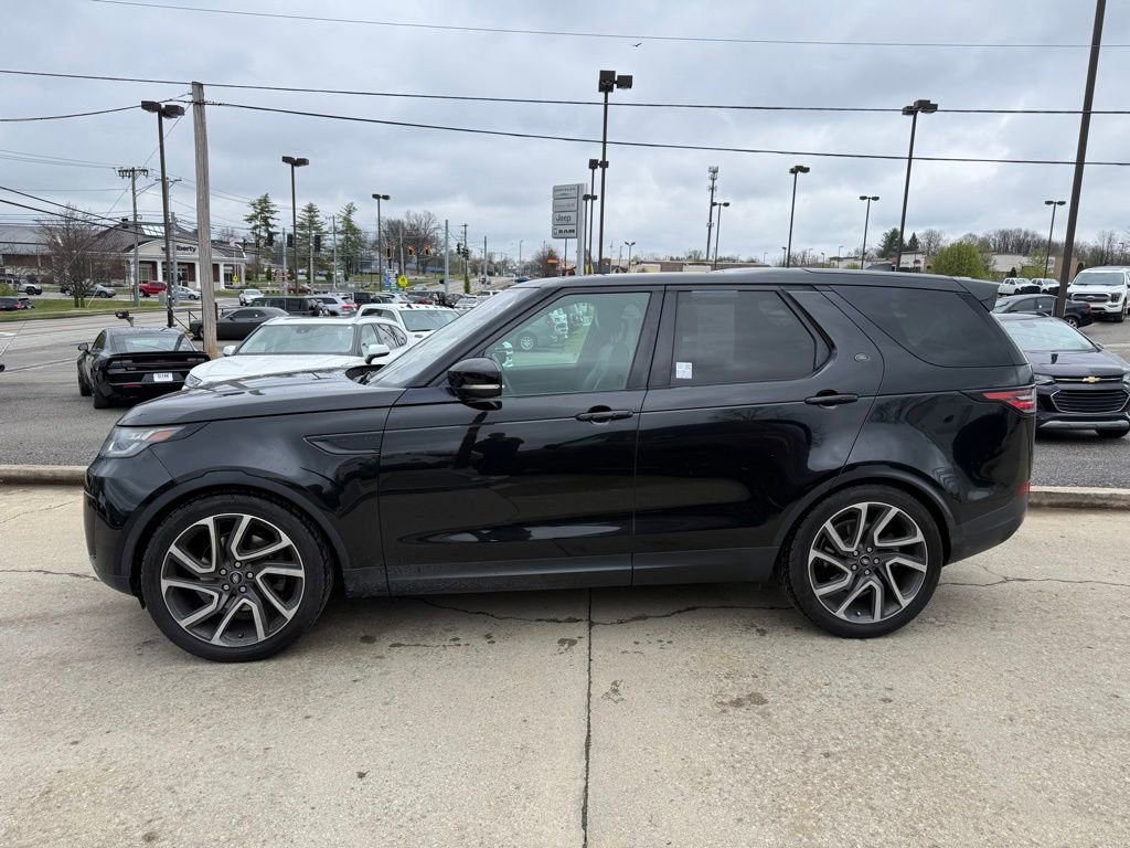 Used 2017 Land Rover Discovery HSE image 9