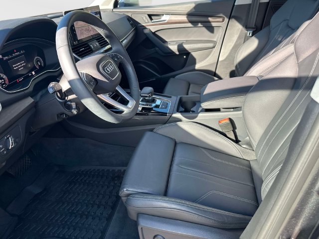 Used 2025 Audi Q5 2.0T Premium Plus AWD/4WD image 22