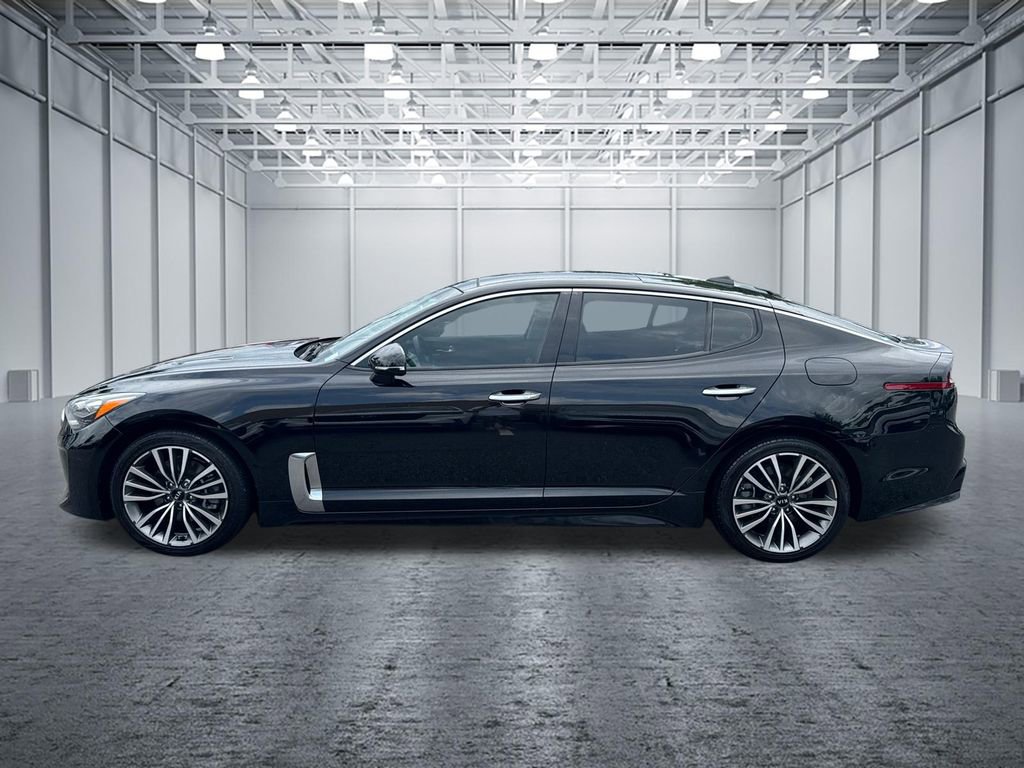 Used 2018 Kia Stinger Premium RWD image 4