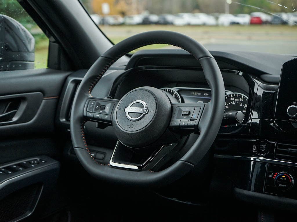 New 2025 Nissan Pathfinder Rock Creek image 17