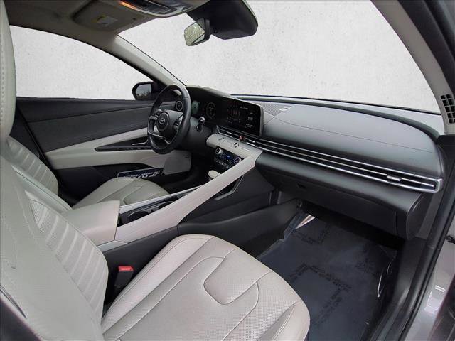 Used 2021 Hyundai Elantra Limited image 21