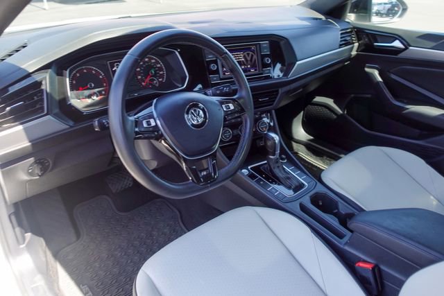 Used 2019 Volkswagen Jetta R-Line FWD image 11