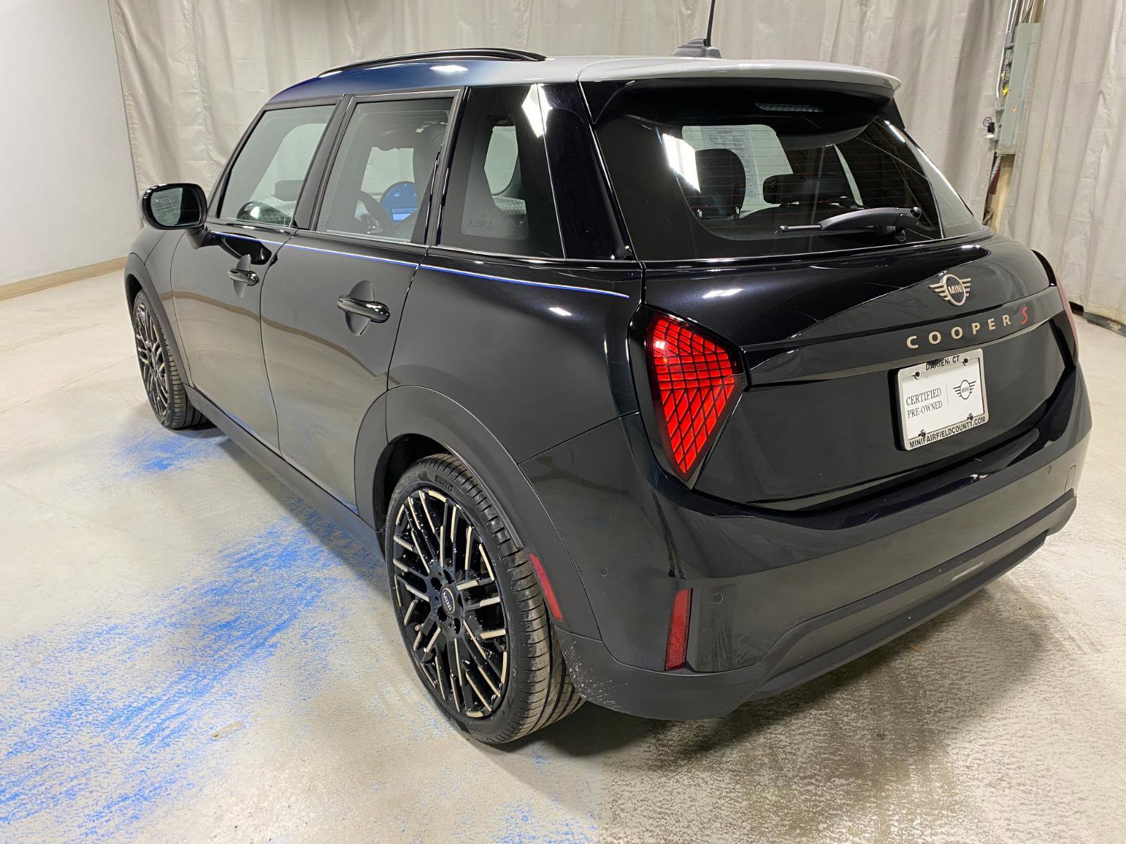 Certified 2025 MINI Cooper S image 6