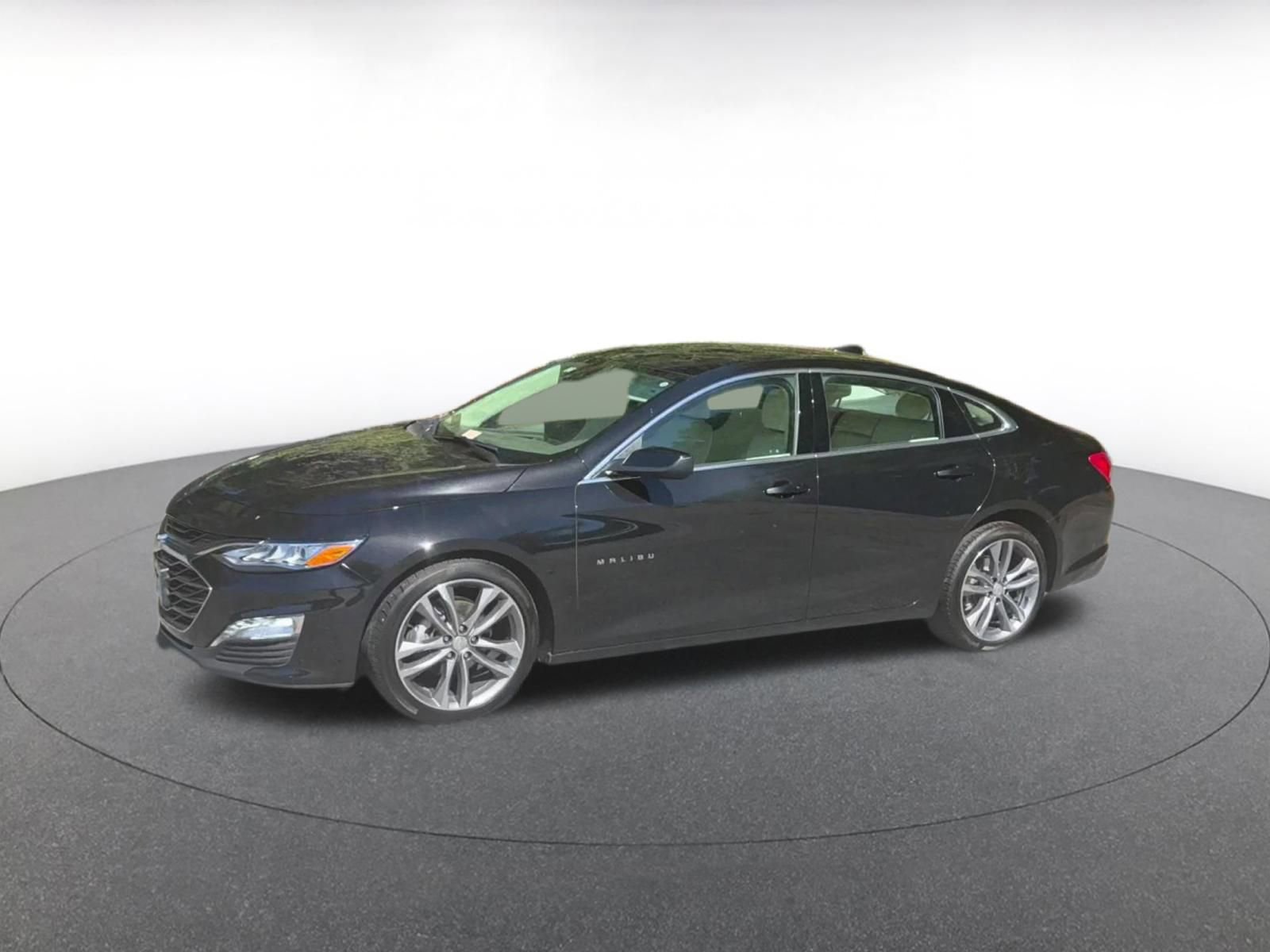 Used 2024 Chevrolet Malibu LT image 8