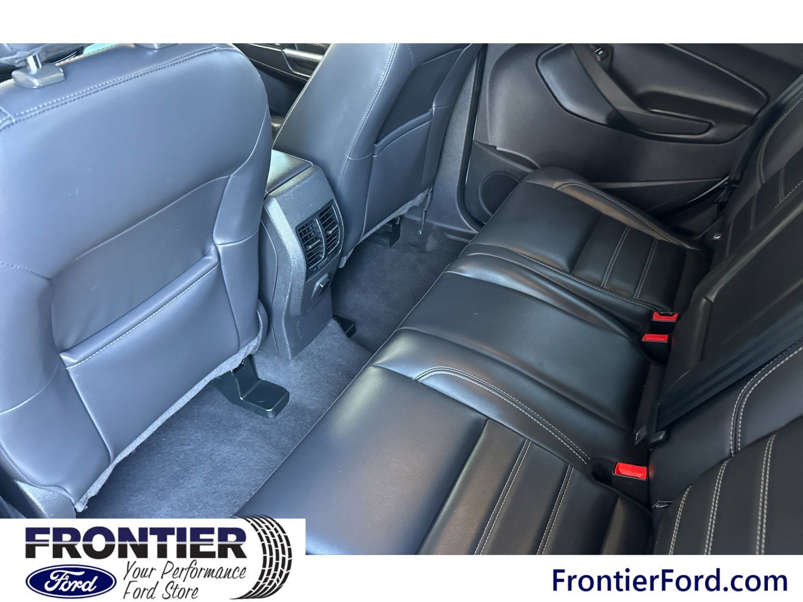 Used 2019 Ford Escape SEL AWD/4WD image 13