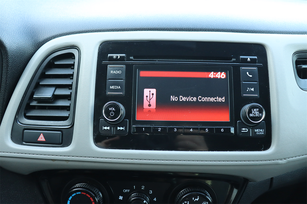 Used 2020 Honda HR-V LX image 34