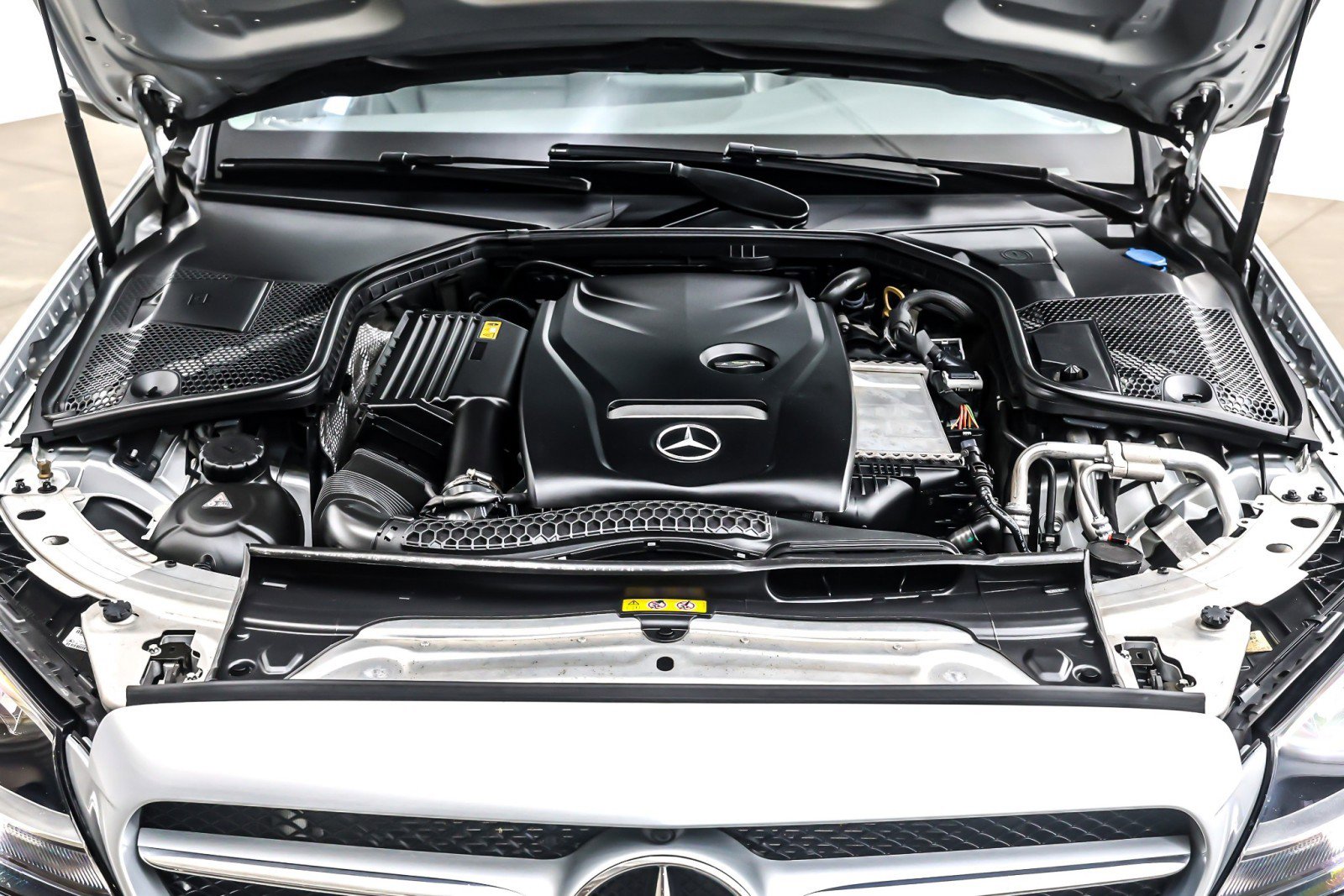 Used 2017 Mercedes-Benz C 300 Sedan image 11