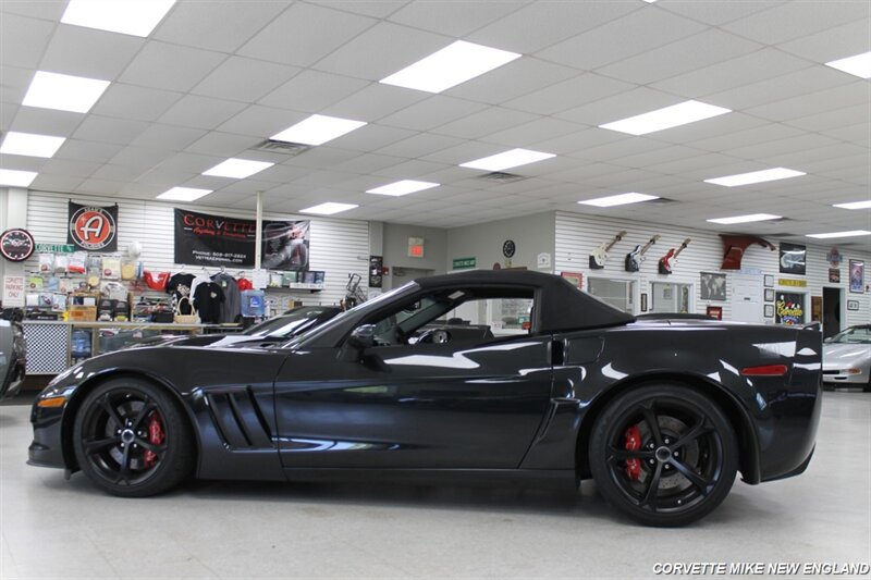 Used 2012 Chevrolet Corvette Grand Sport w/ 3LT Preferred Equipment Group RWD image 4