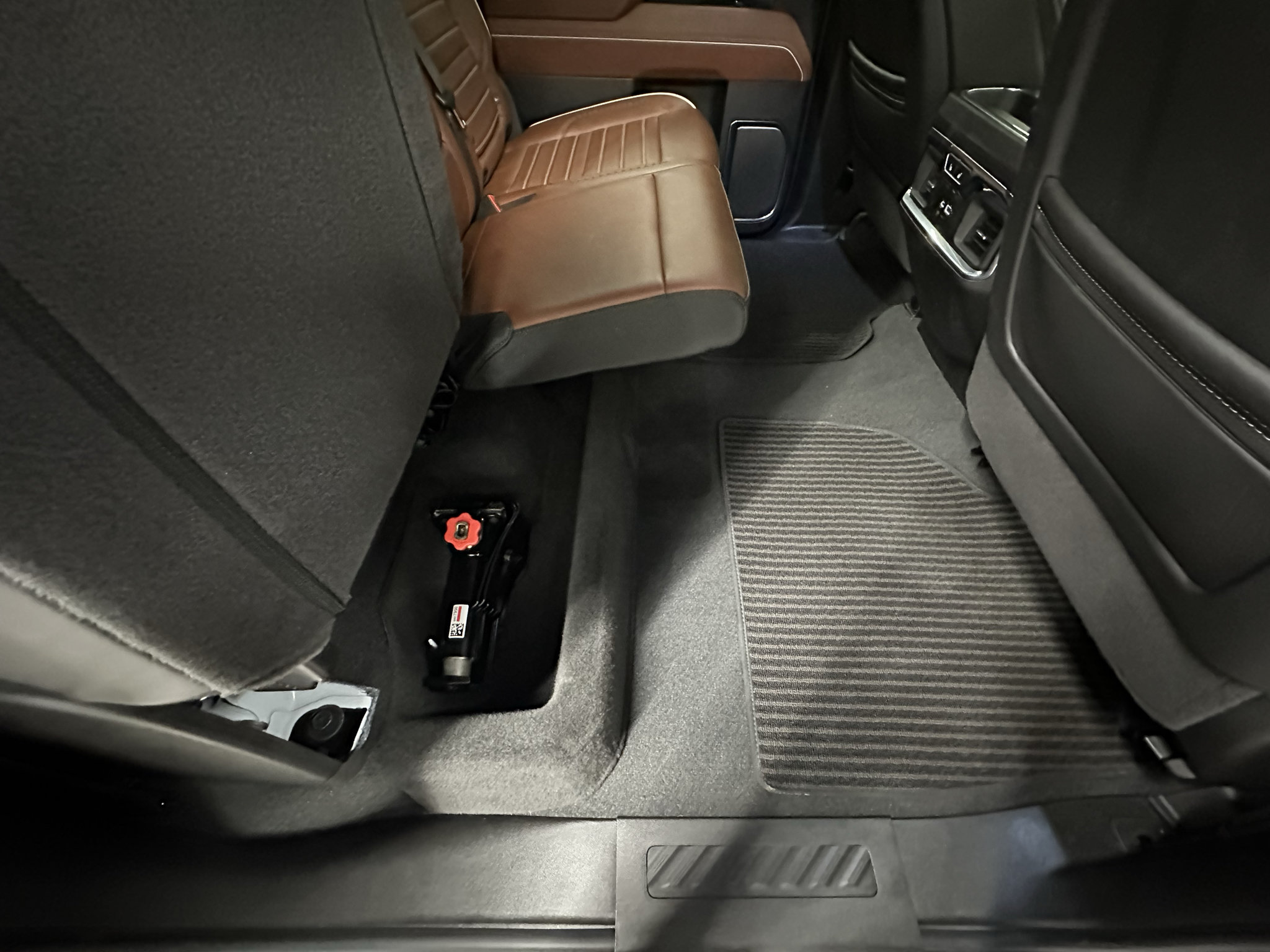 Certified 2024 GMC Sierra 1500 Denali Ultimate AWD/4WD image 18