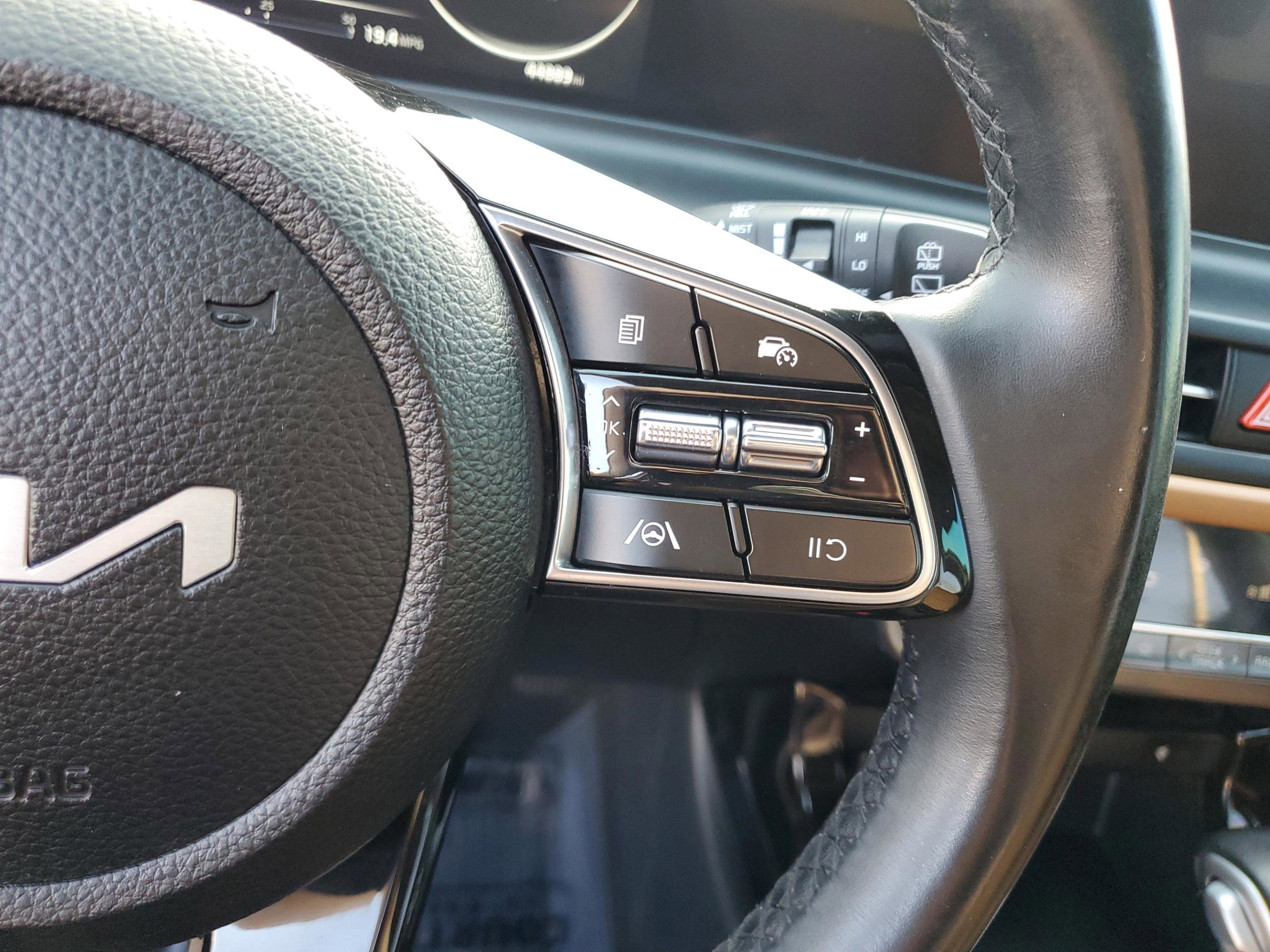 Certified 2024 Kia Seltos EX image 29