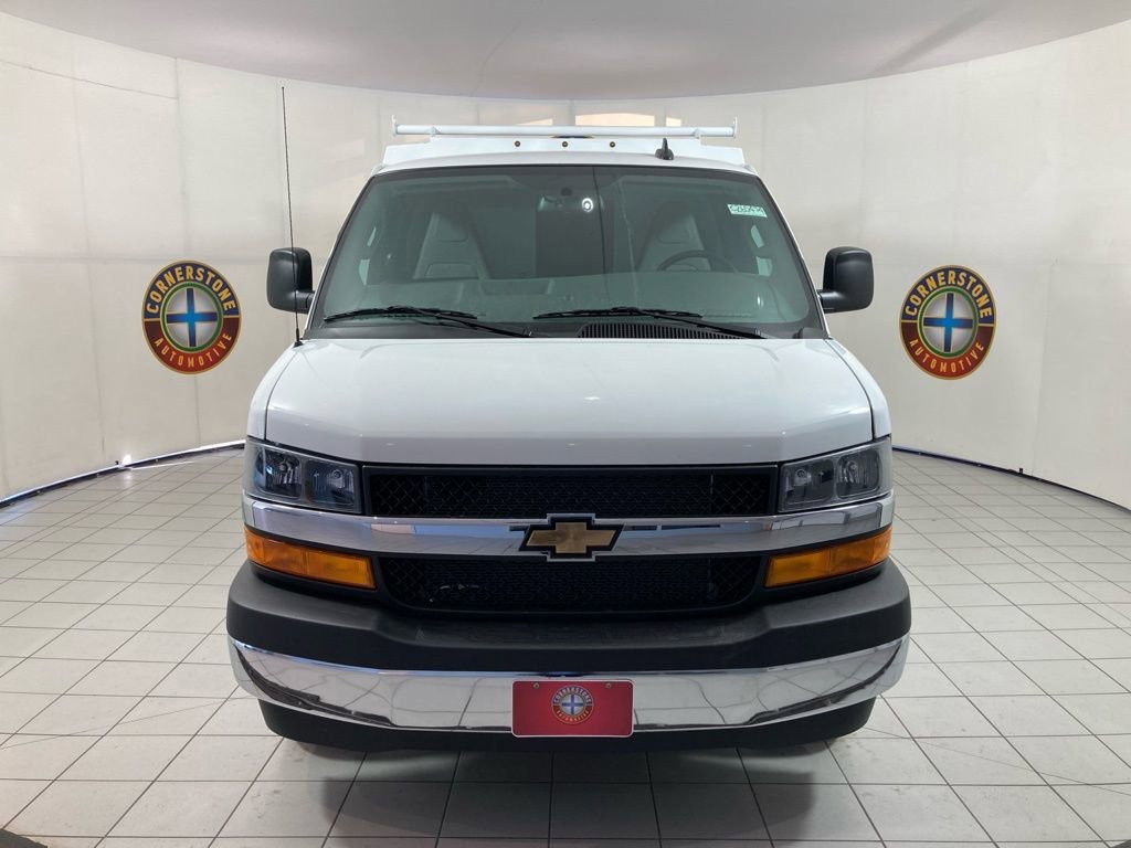 New 2026 Chevrolet Express 3500 w/ Power Convenience Package image 11