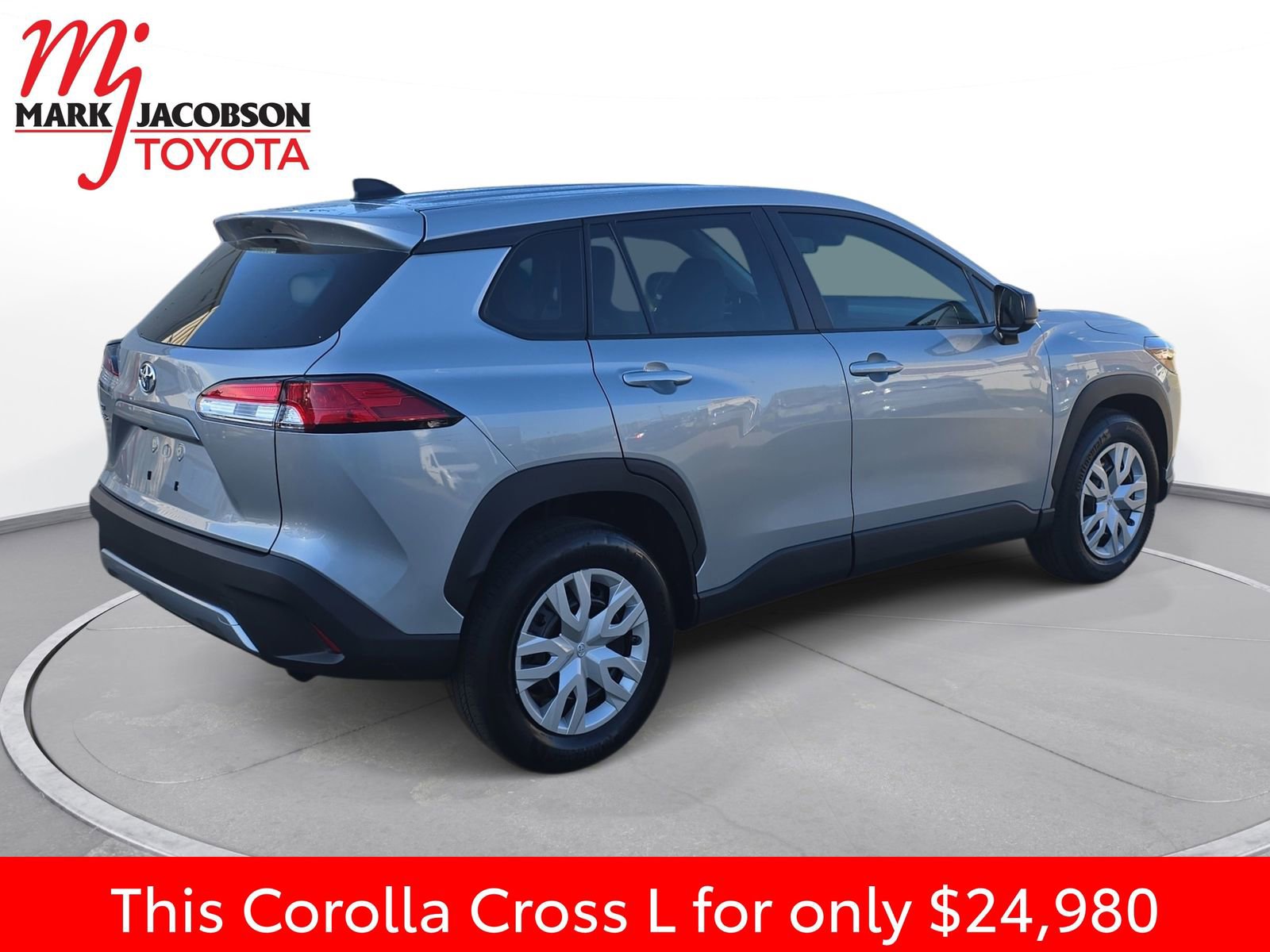 Used 2024 Toyota Corolla Cross L image 9