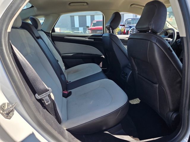 Certified 2020 Ford Fusion SE w/ Equipment Group 151A image 18