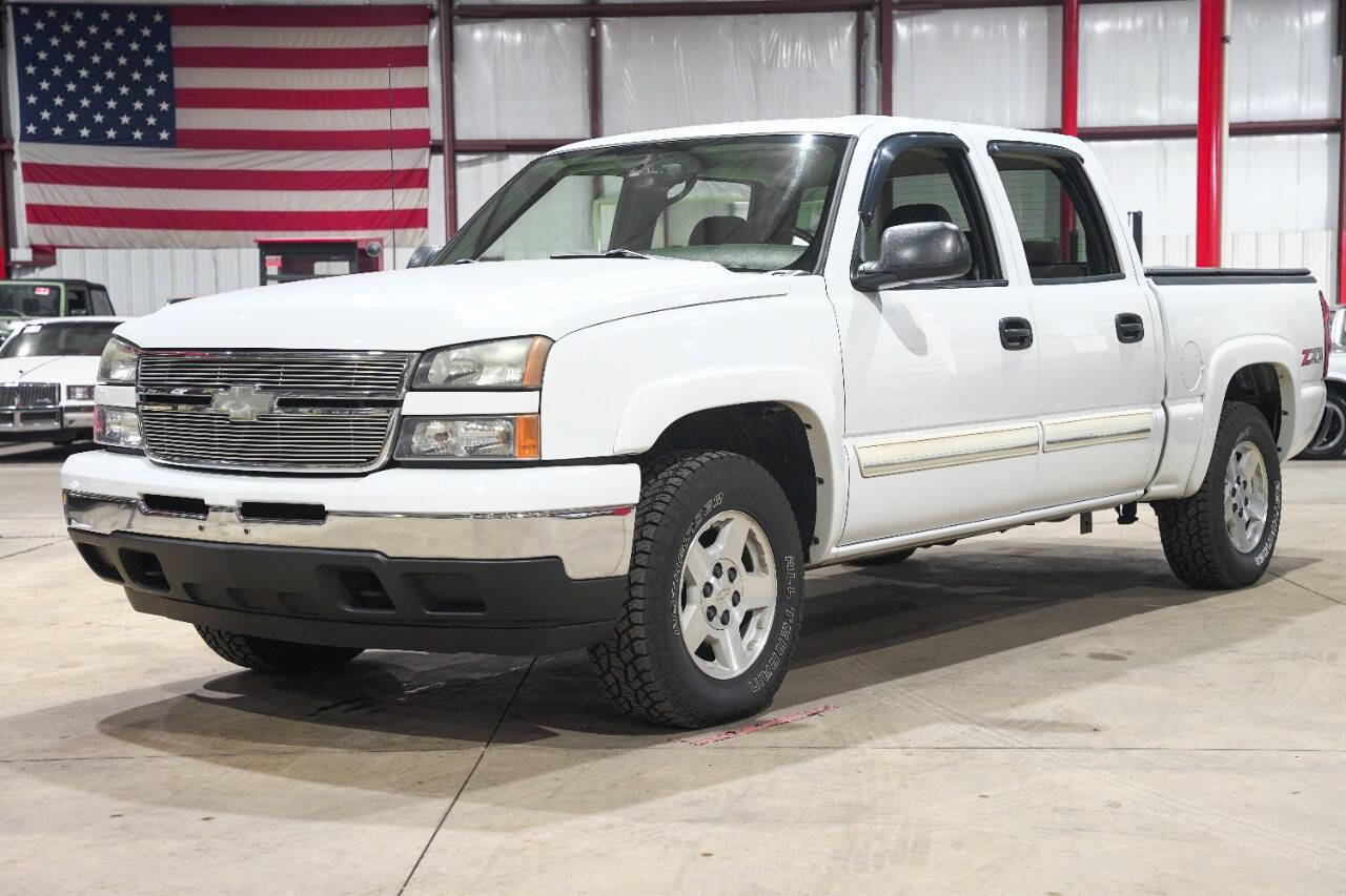 Used 2006 Chevrolet Silverado 1500 LT w/ Light Duty Power Package