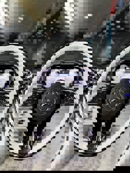 Used 2026 Mercedes-Benz Maybach SL 680 image 18