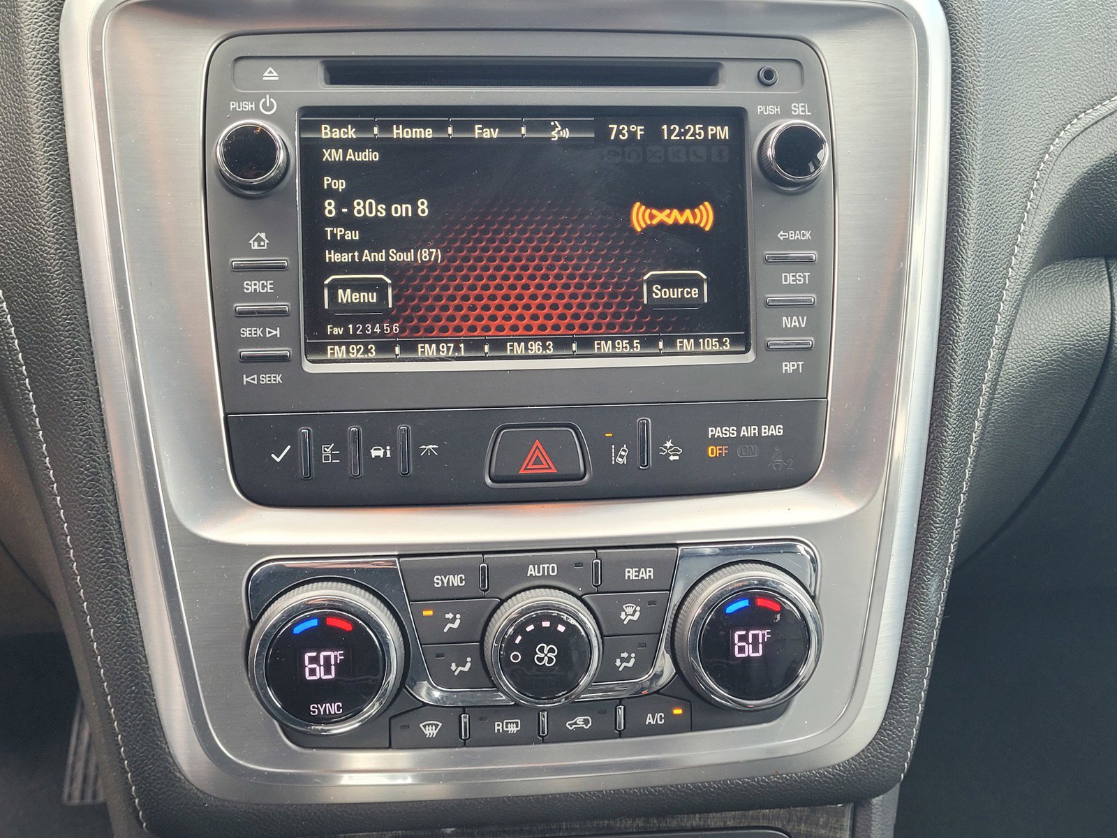 Used 2017 GMC Acadia Limited SLT image 26