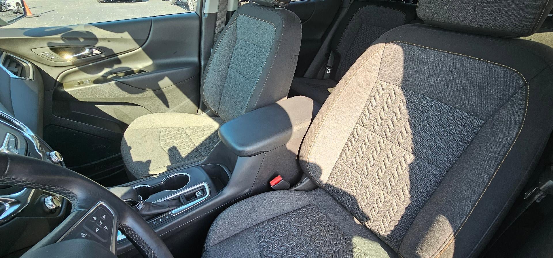 Used 2023 Chevrolet Equinox LT FWD image 11