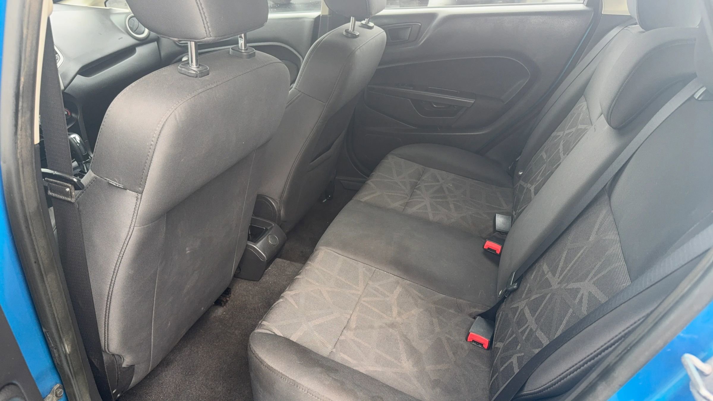 Used 2012 Ford Fiesta SE image 8