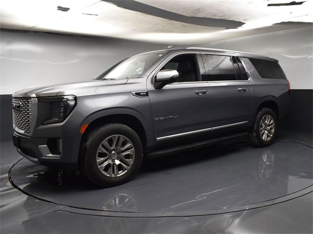 Used 2022 GMC Yukon XL Denali image 5