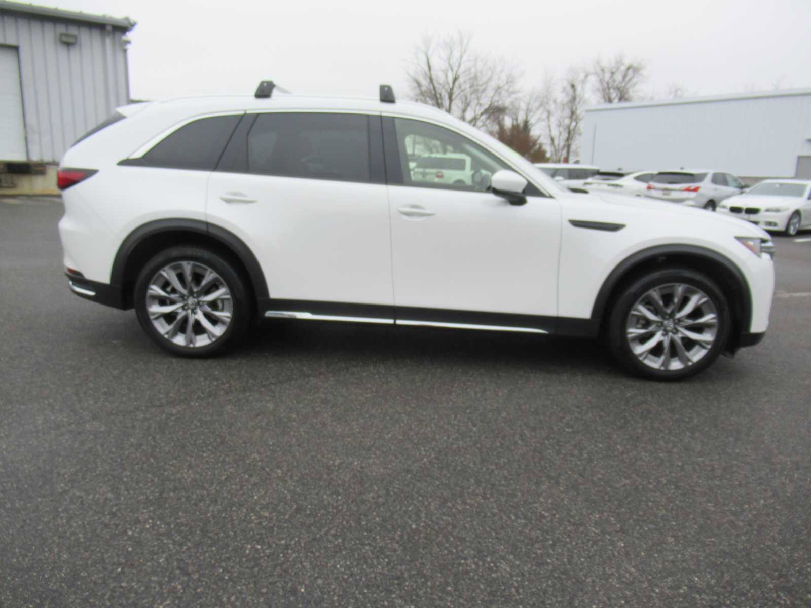 Used 2024 MAZDA CX-90 3.3 Turbo w/ Premium Plus Pkg image 4