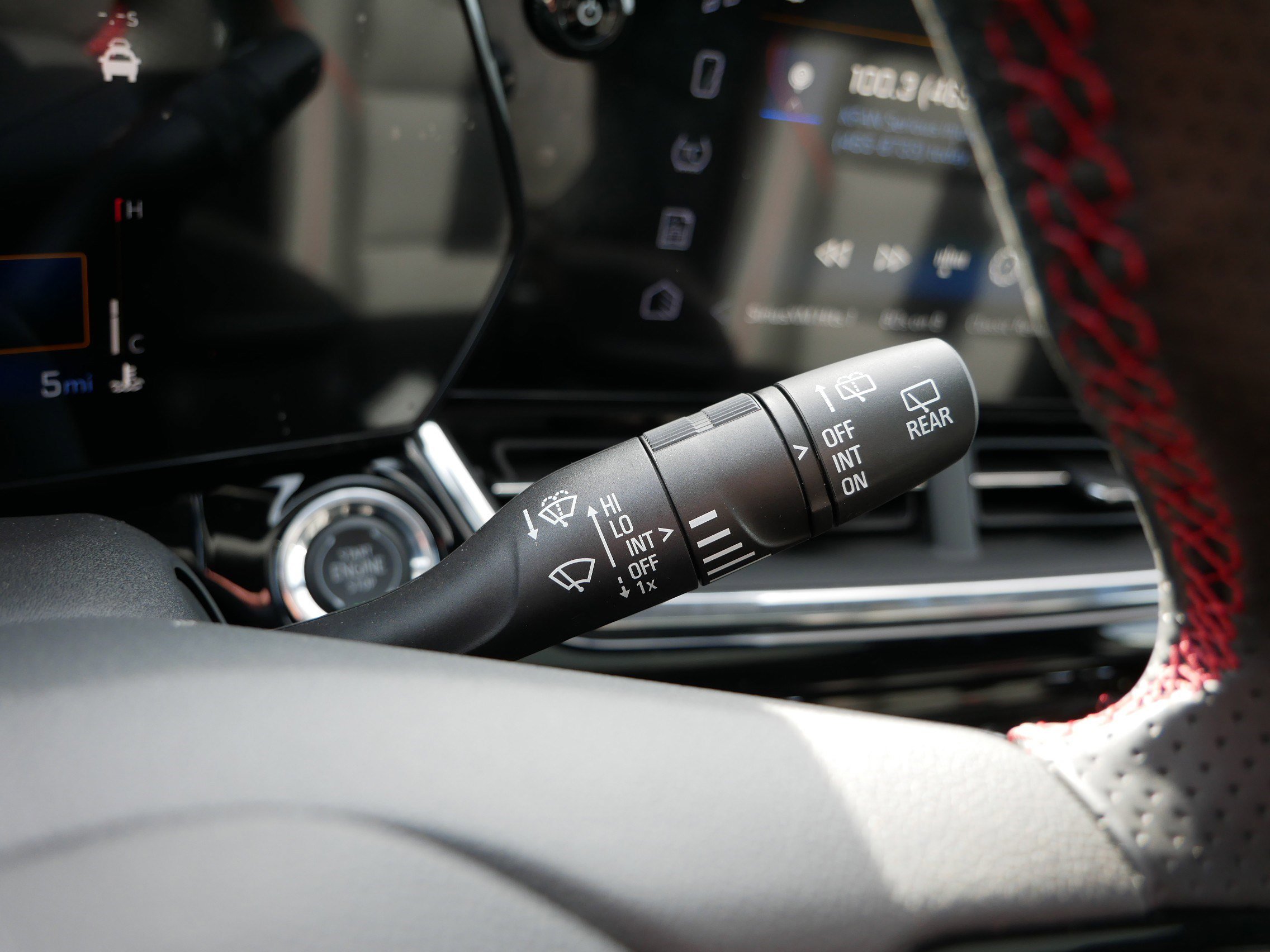 New 2026 Chevrolet Trax RS w/ Sunroof Package image 26