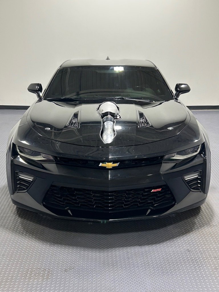 Used 2017 Chevrolet Camaro SS image 3