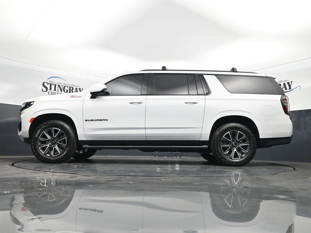 Used 2024 Chevrolet Suburban Z71 w/ Luxury Package AWD/4WD image 20