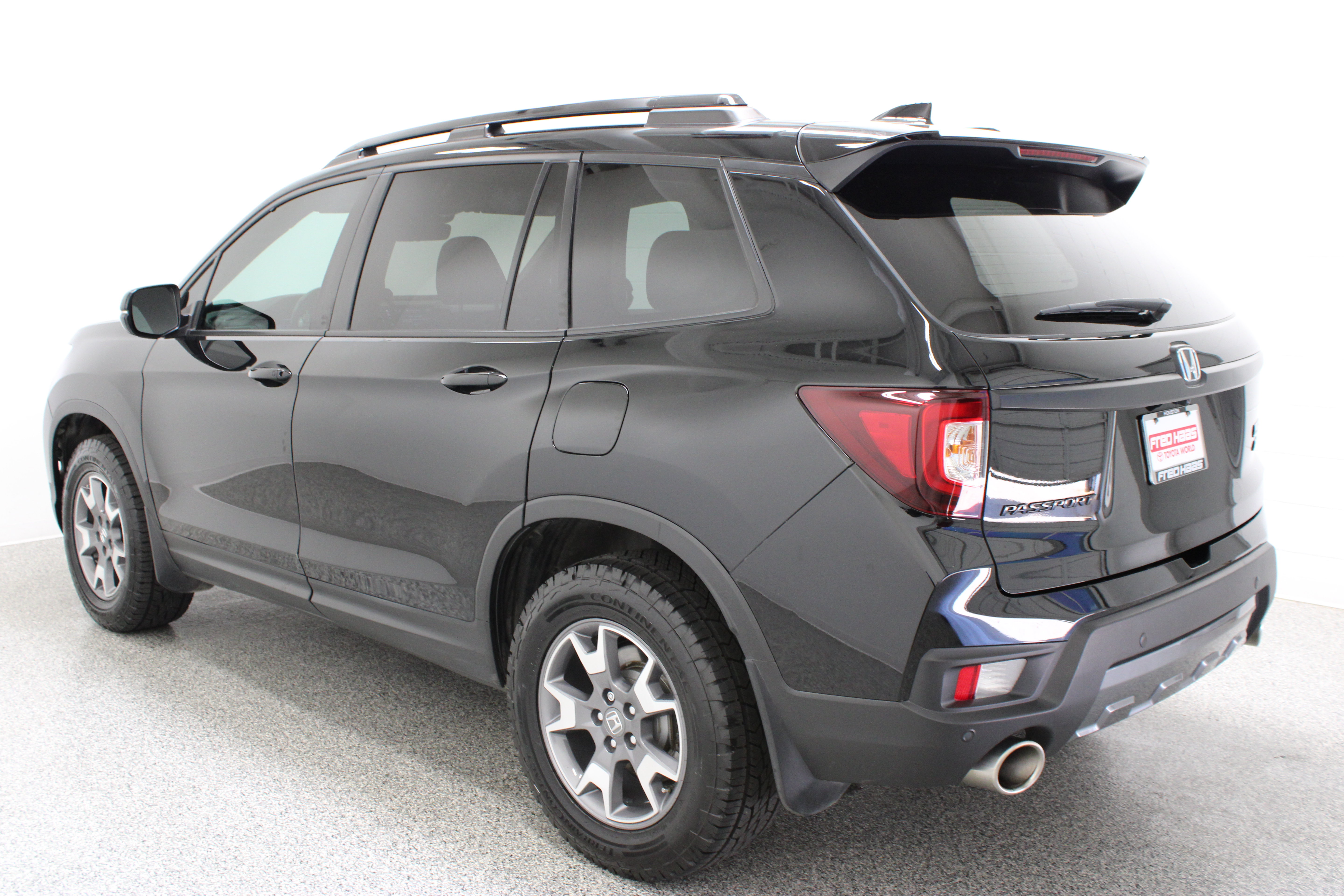 Used 2022 Honda Passport TrailSport image 9