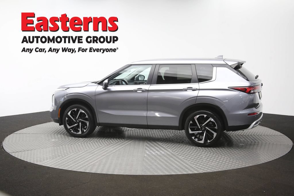 Used 2024 Mitsubishi Outlander SE FWD image 60