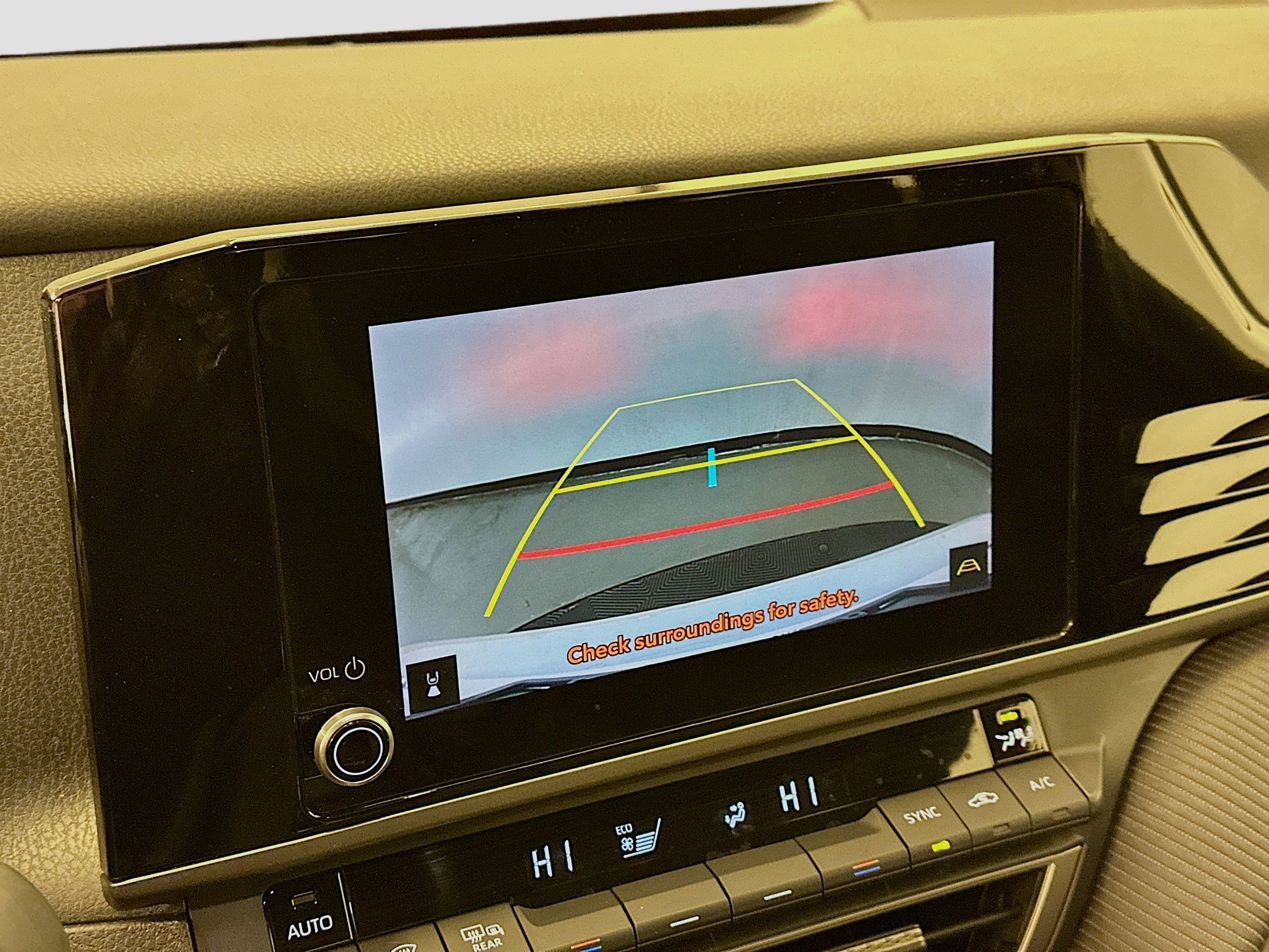 Used 2025 Toyota Camry SE image 23