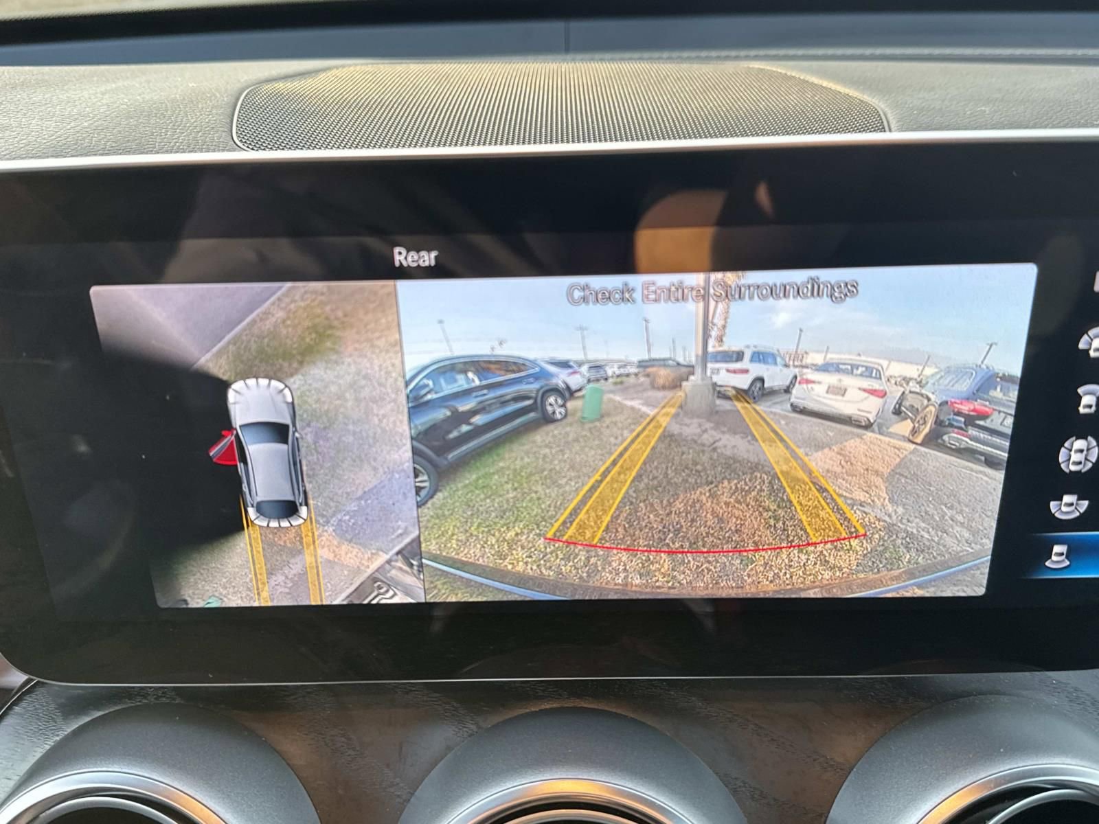 Used 2022 Mercedes-Benz GLC 300 4MATIC Coupe image 26