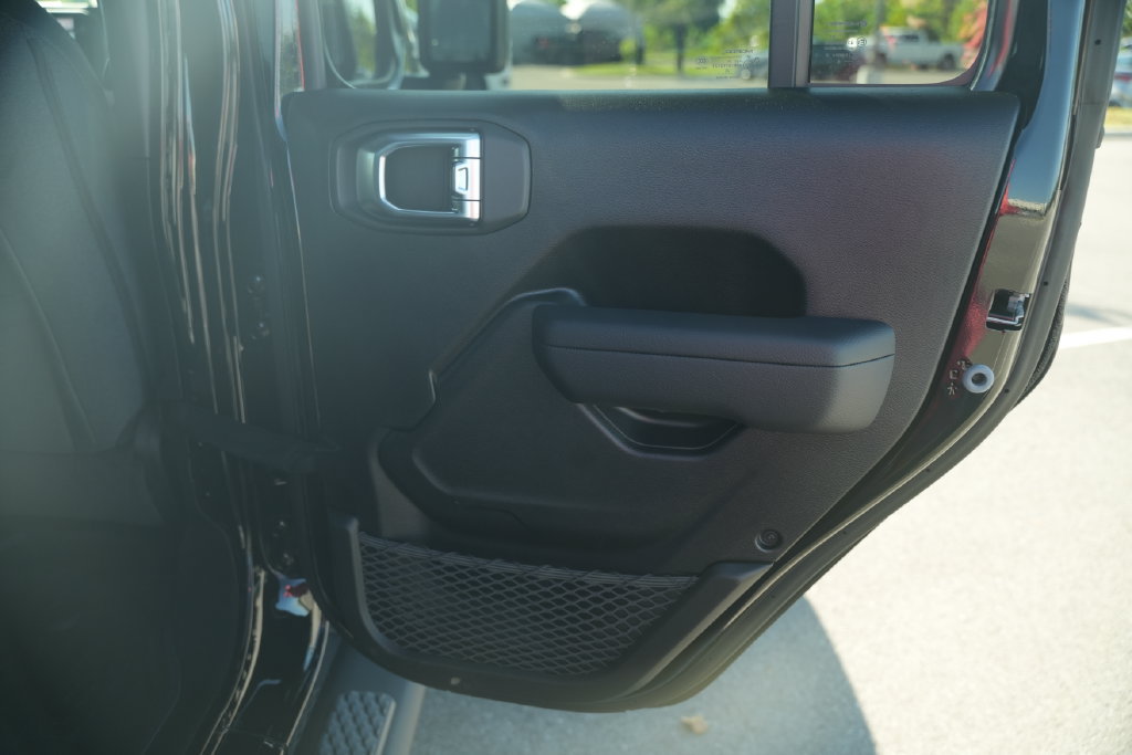 New 2026 Jeep Gladiator Sport AWD/4WD image 20