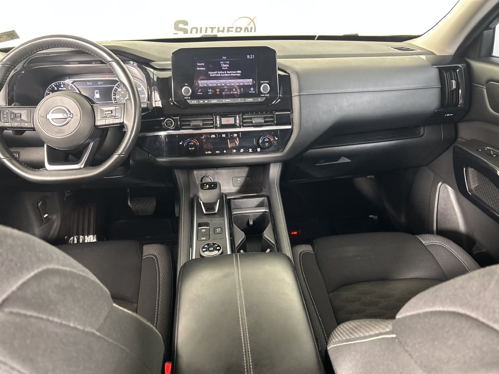 Used 2023 Nissan Pathfinder SV AWD/4WD image 18