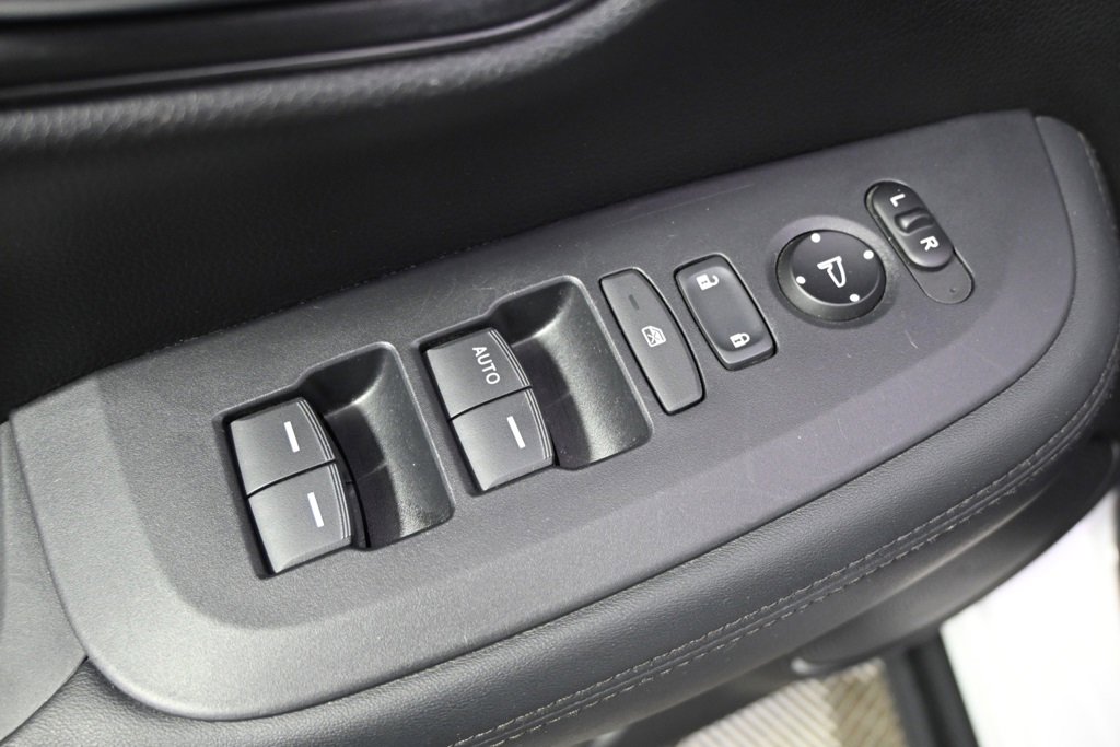 Used 2023 Honda HR-V LX image 23