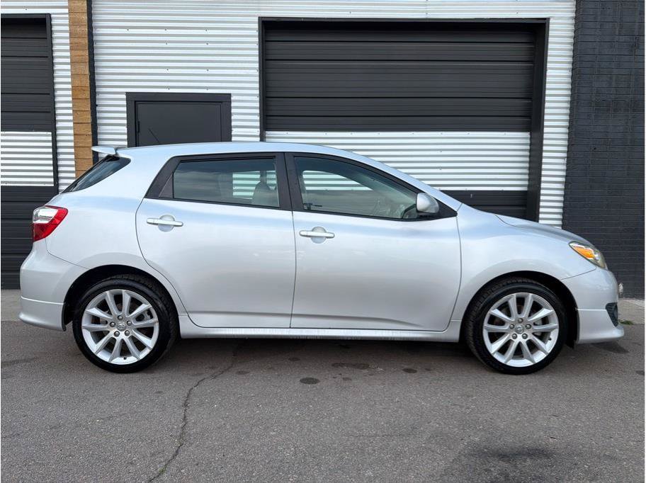 Used 2009 Toyota Matrix XRS FWD image 10