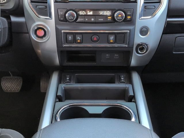 Used 2020 Nissan Titan SV w/ SV Convenience Package RWD image 19