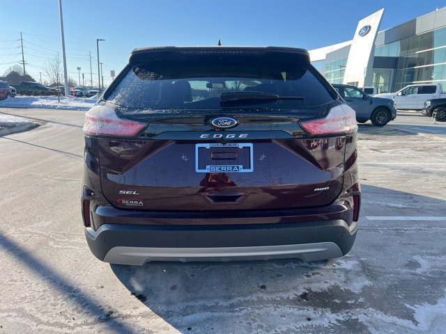 Used 2024 Ford Edge SEL w/ Convenience Package image 6