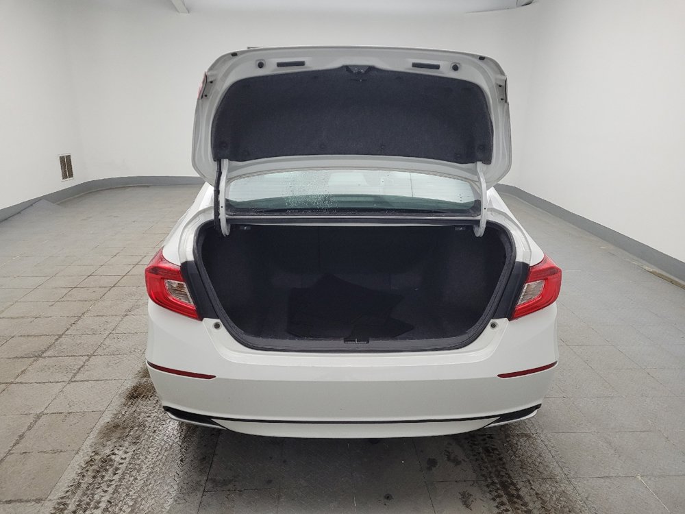 Used 2018 Honda Accord EX image 29