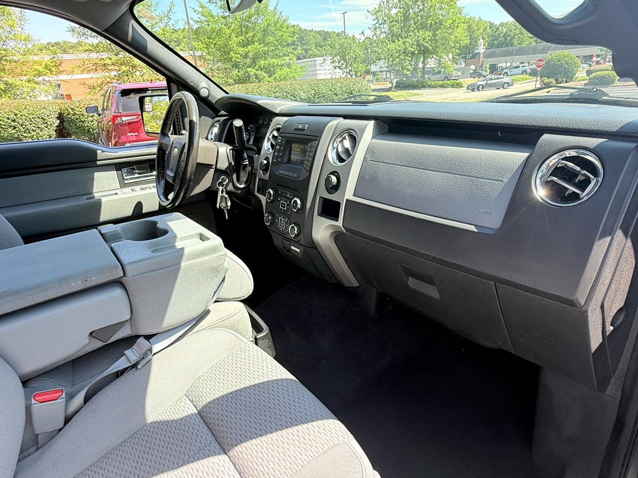 Used 2013 Ford F150 XLT w/ Luxury Equipment Group AWD/4WD image 23