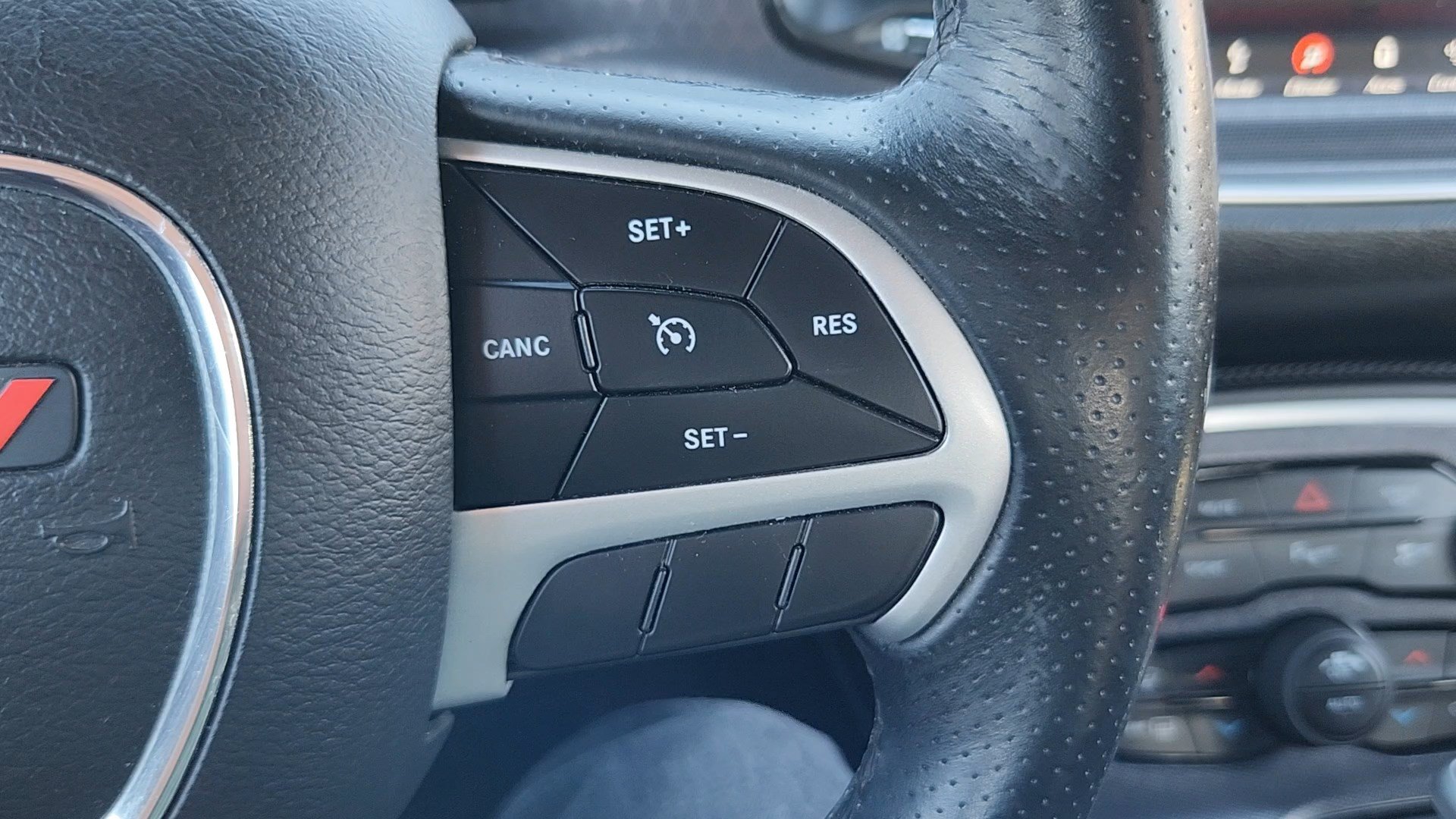 Used 2018 Dodge Challenger R/T Plus RWD image 13