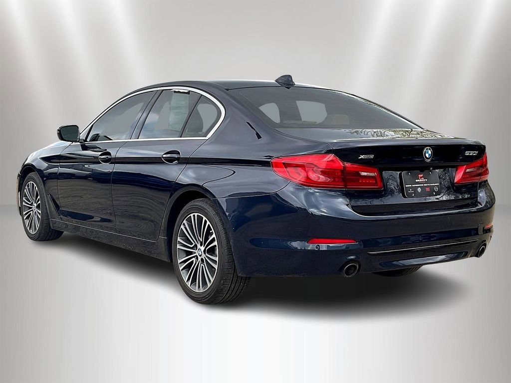Used 2020 BMW 530i xDrive w/ Convenience Package AWD/4WD image 4